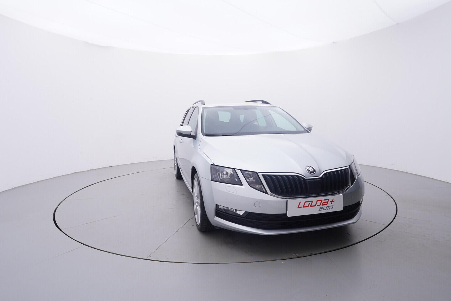 OV190V10789_17.webp_OCTAVIA Ambition 1.0 TSI 85 kW manuál