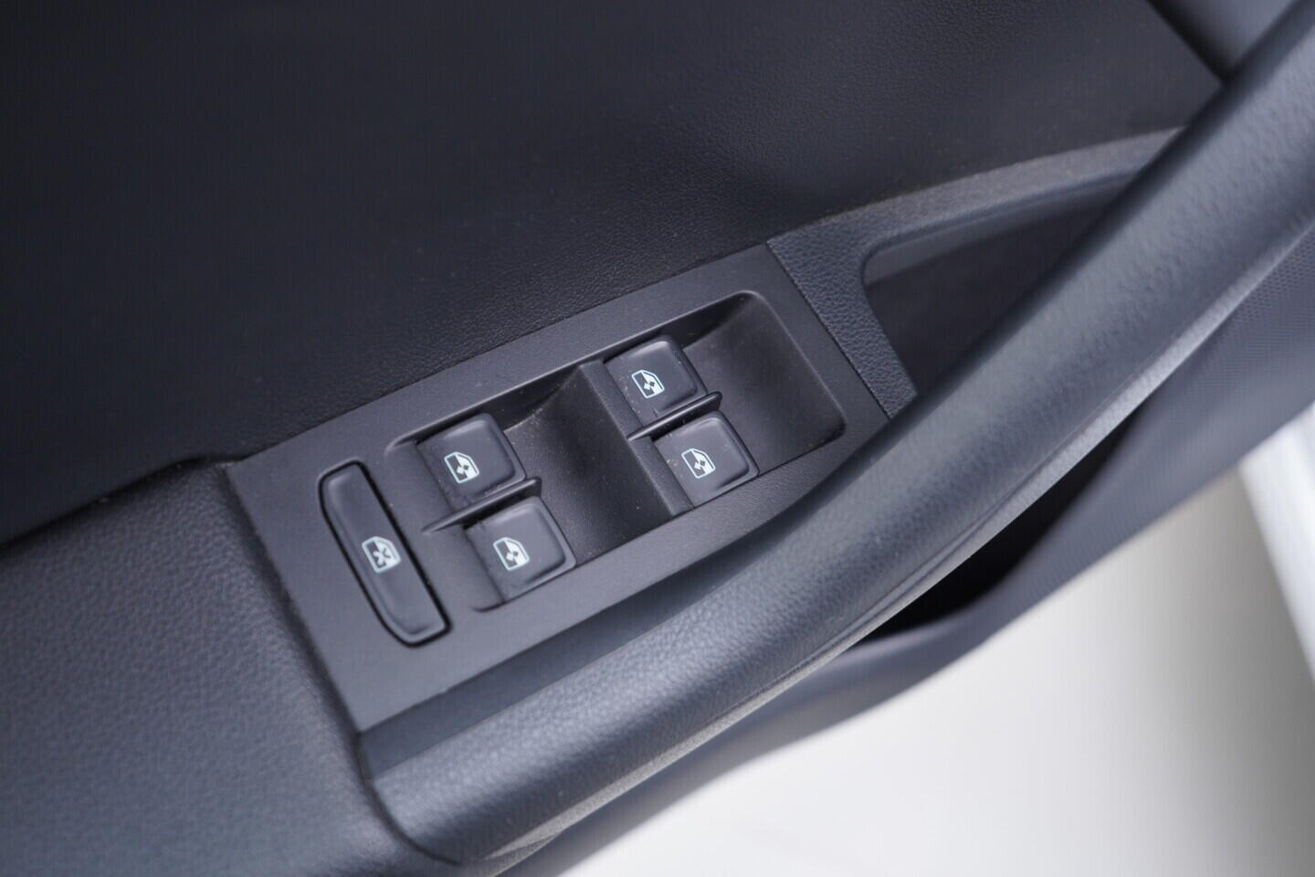 OV190V10789_20.webp_OCTAVIA Ambition 1.0 TSI 85 kW manuál