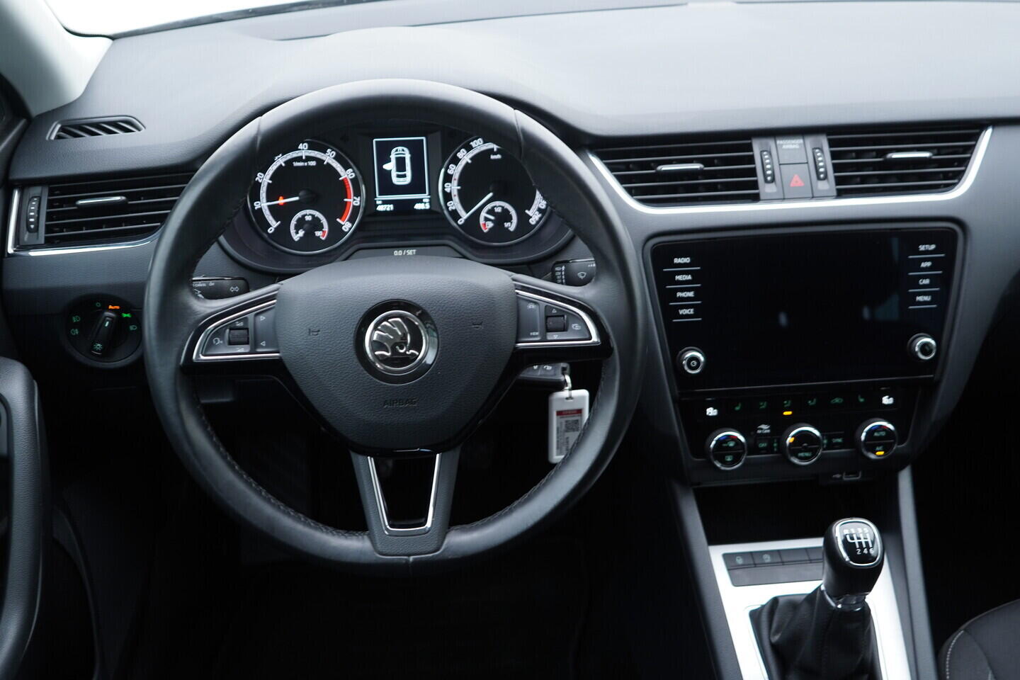 OV190V10789_27.webp_OCTAVIA Ambition 1.0 TSI 85 kW manuál