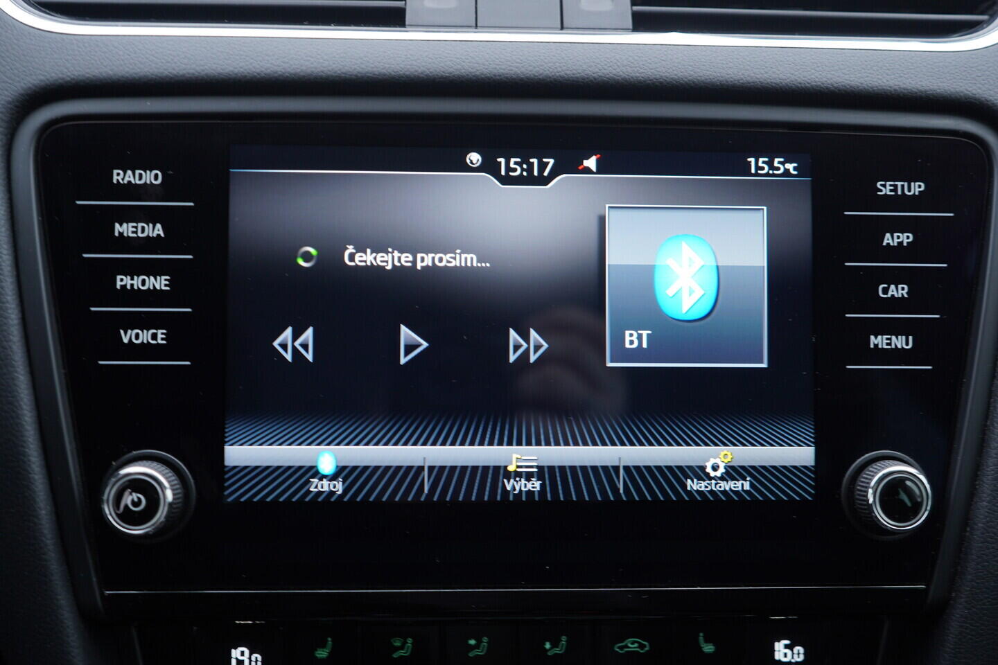 OV190V10789_30.webp_OCTAVIA Ambition 1.0 TSI 85 kW manuál