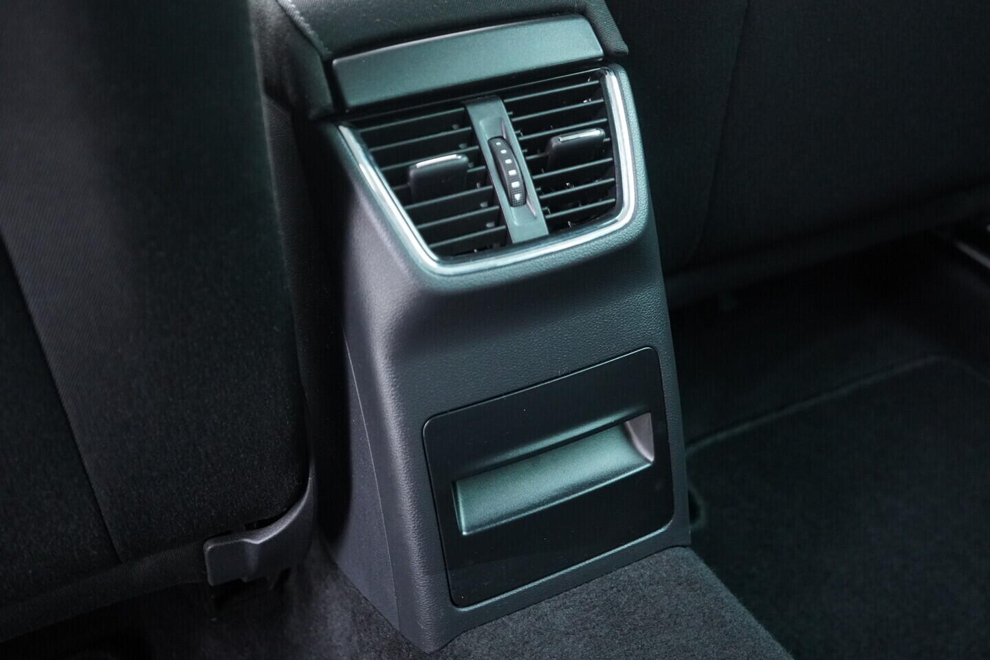 OV190V10789_37.webp_OCTAVIA Ambition 1.0 TSI 85 kW manuál