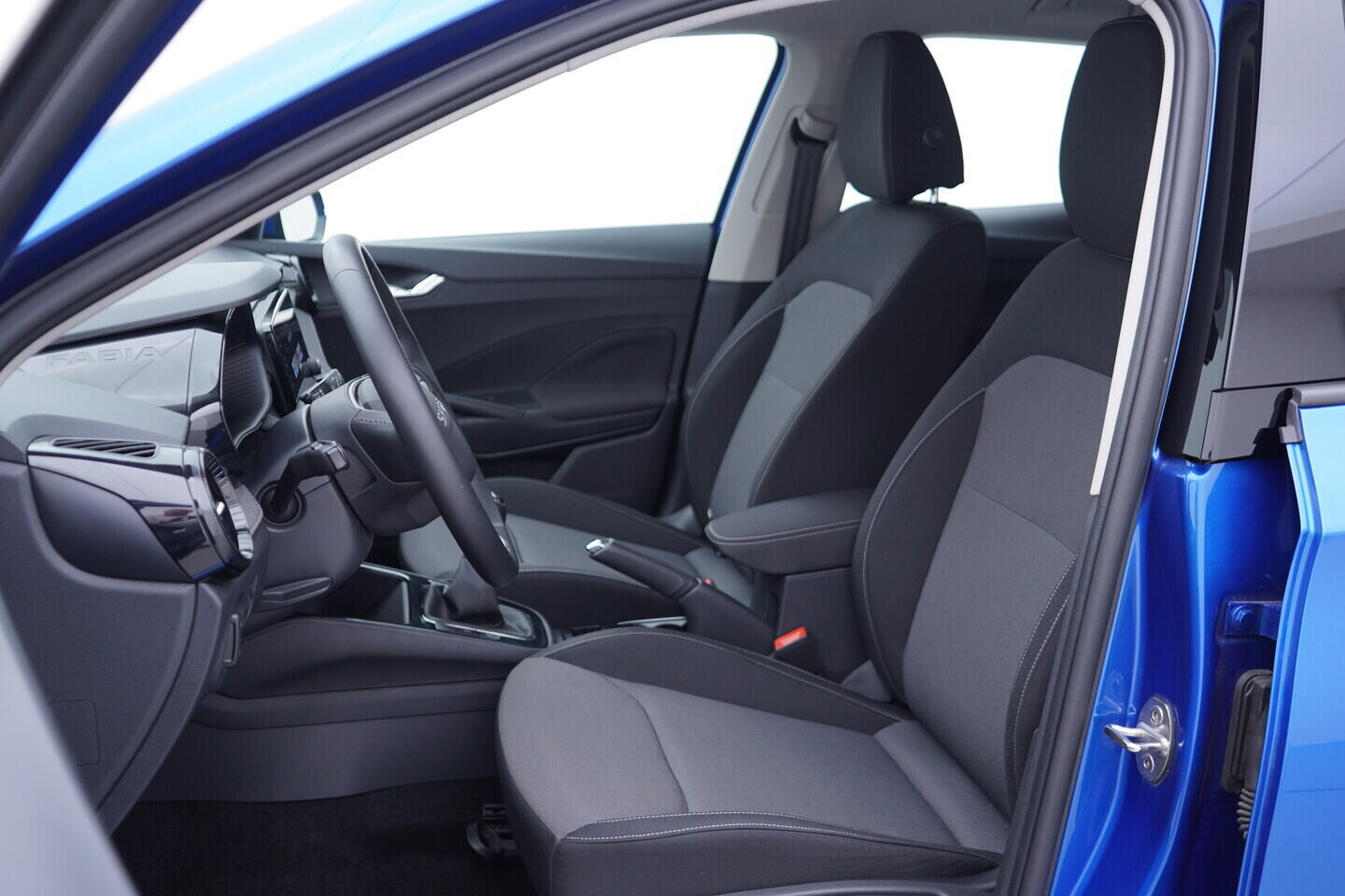 OV190V10790_22.webp_FABIA Selection 1.0 TSI 70 kW manuál, DPH