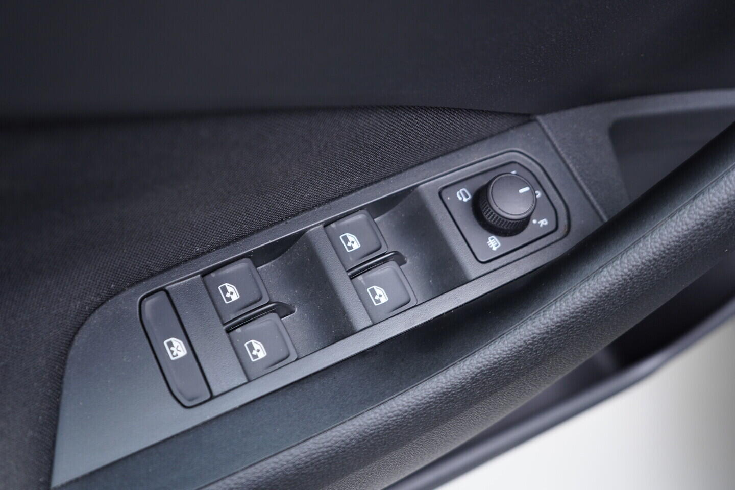 OV190V10791_20.webp_KAMIQ Selection 1.0 TSI 85 kW manuál, DPH