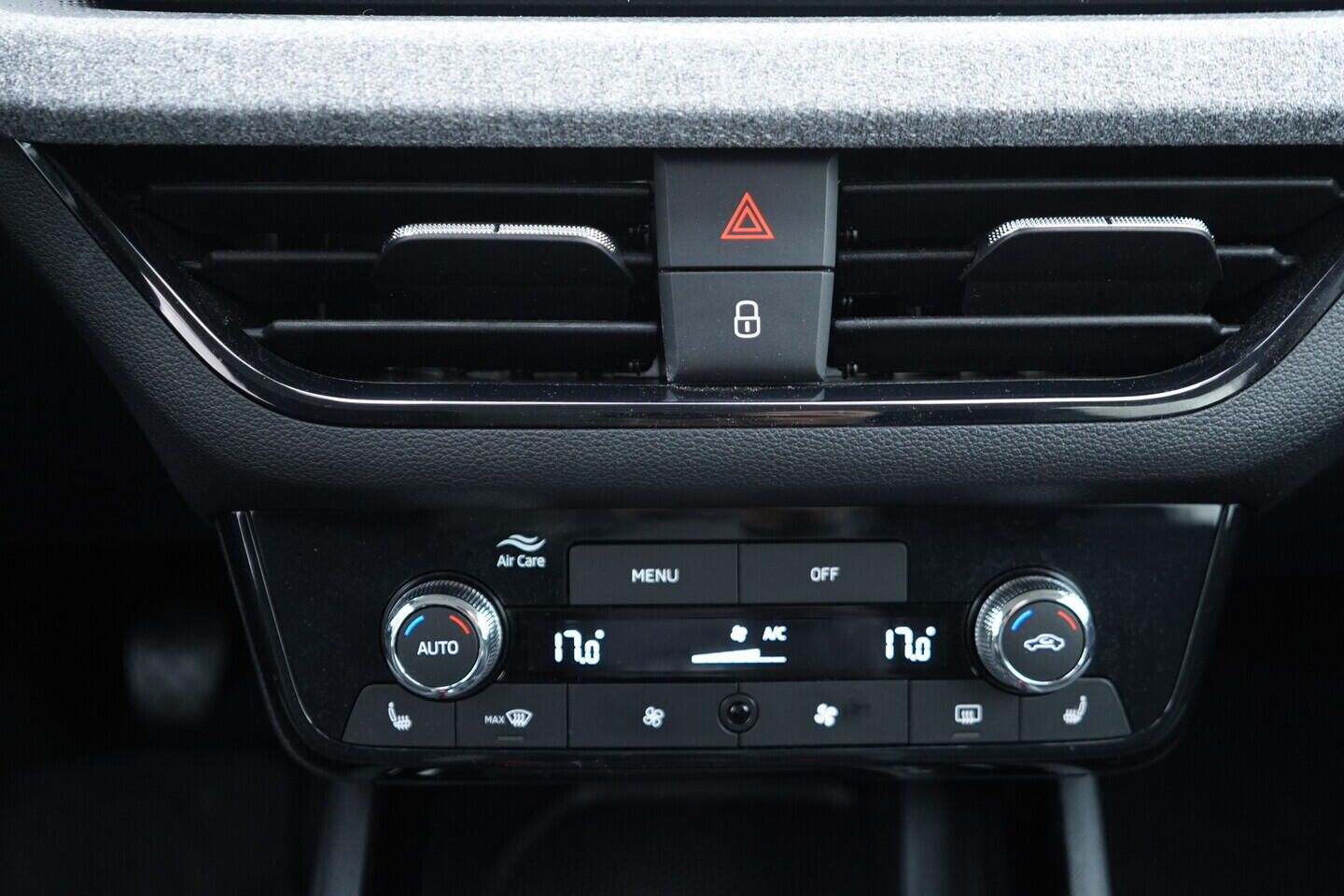 OV190V10791_33.webp_KAMIQ Selection 1.0 TSI 85 kW manuál, DPH