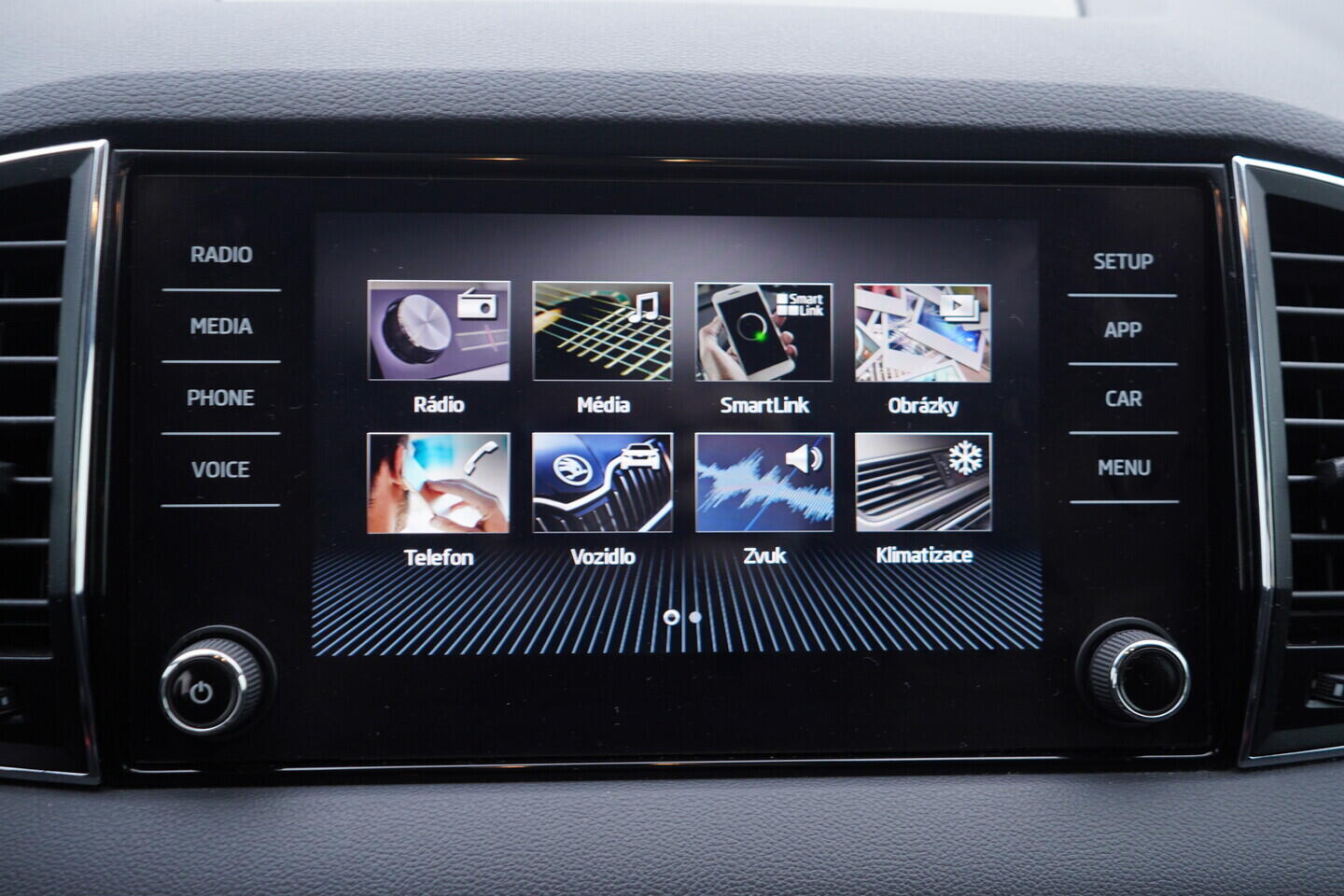 OV190V10792_30.webp_KAROQ Ambition 1.6 TDI 85 kW manuál