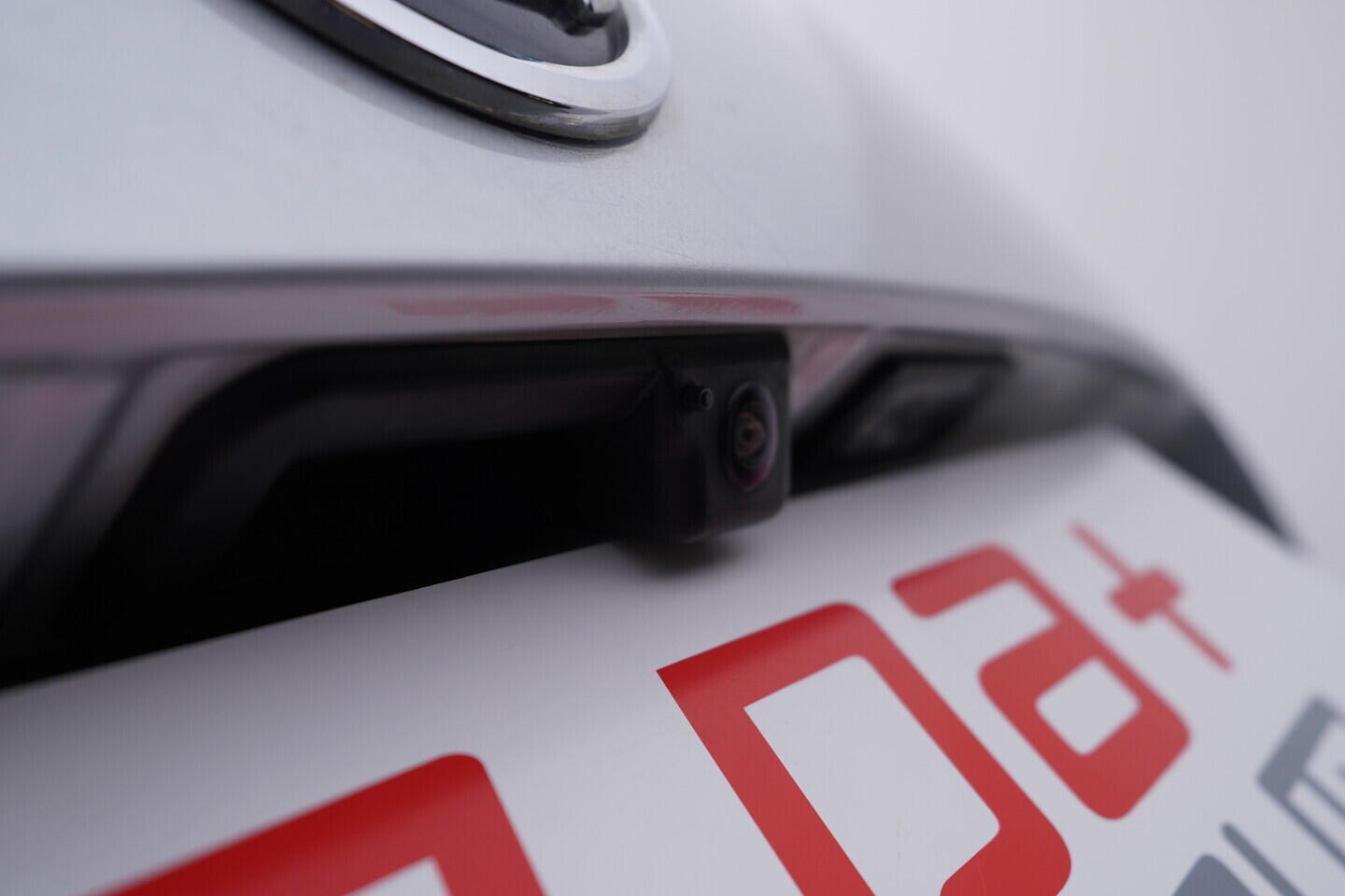 OV190V10792_43.webp_KAROQ Ambition 1.6 TDI 85 kW manuál