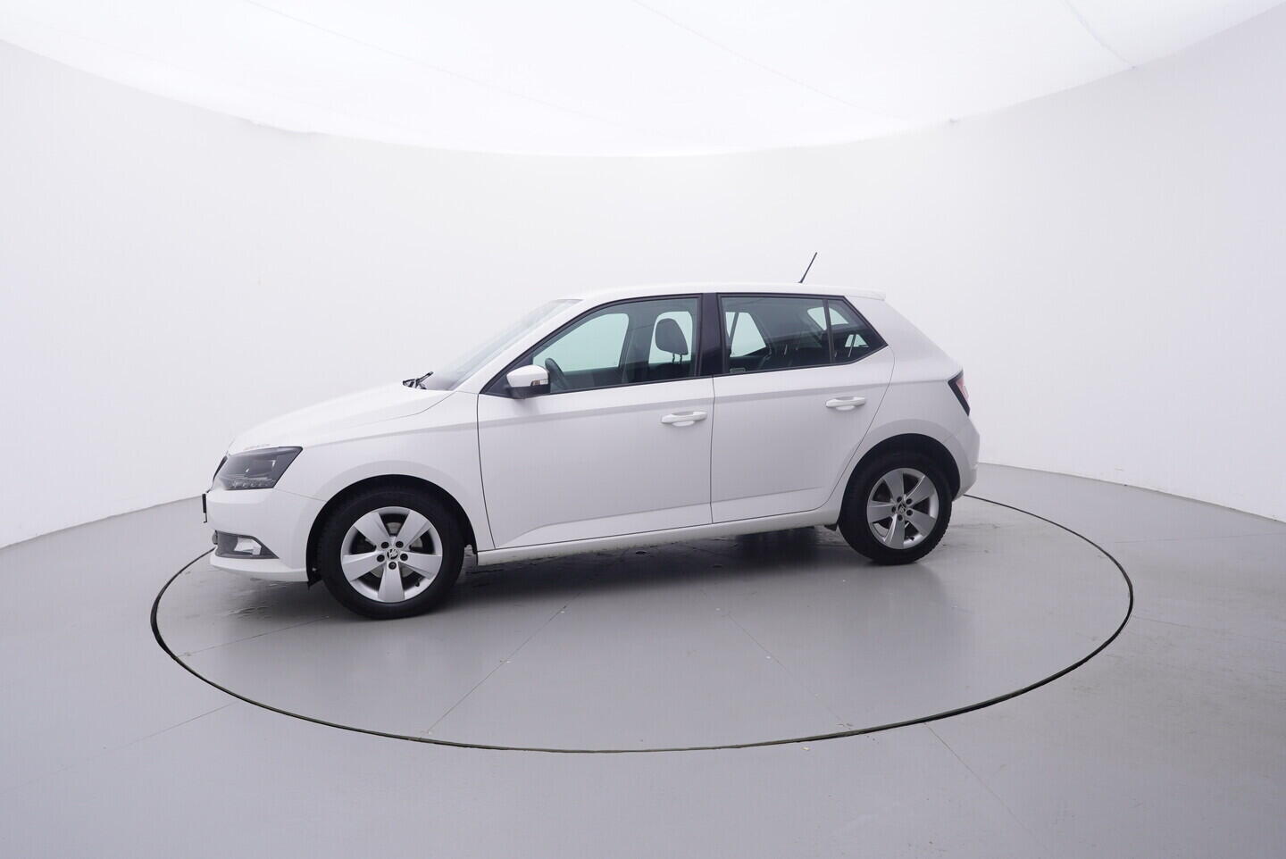 OV190V10793_11.webp_FABIA Style 1.0 TSI 70 kW manuál