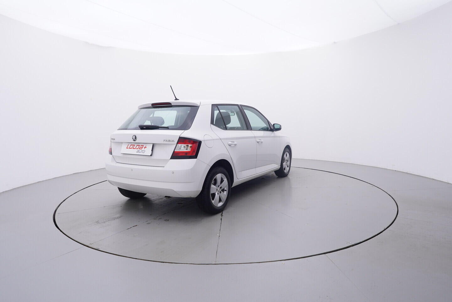 OV190V10793_14.webp_FABIA Style 1.0 TSI 70 kW manuál