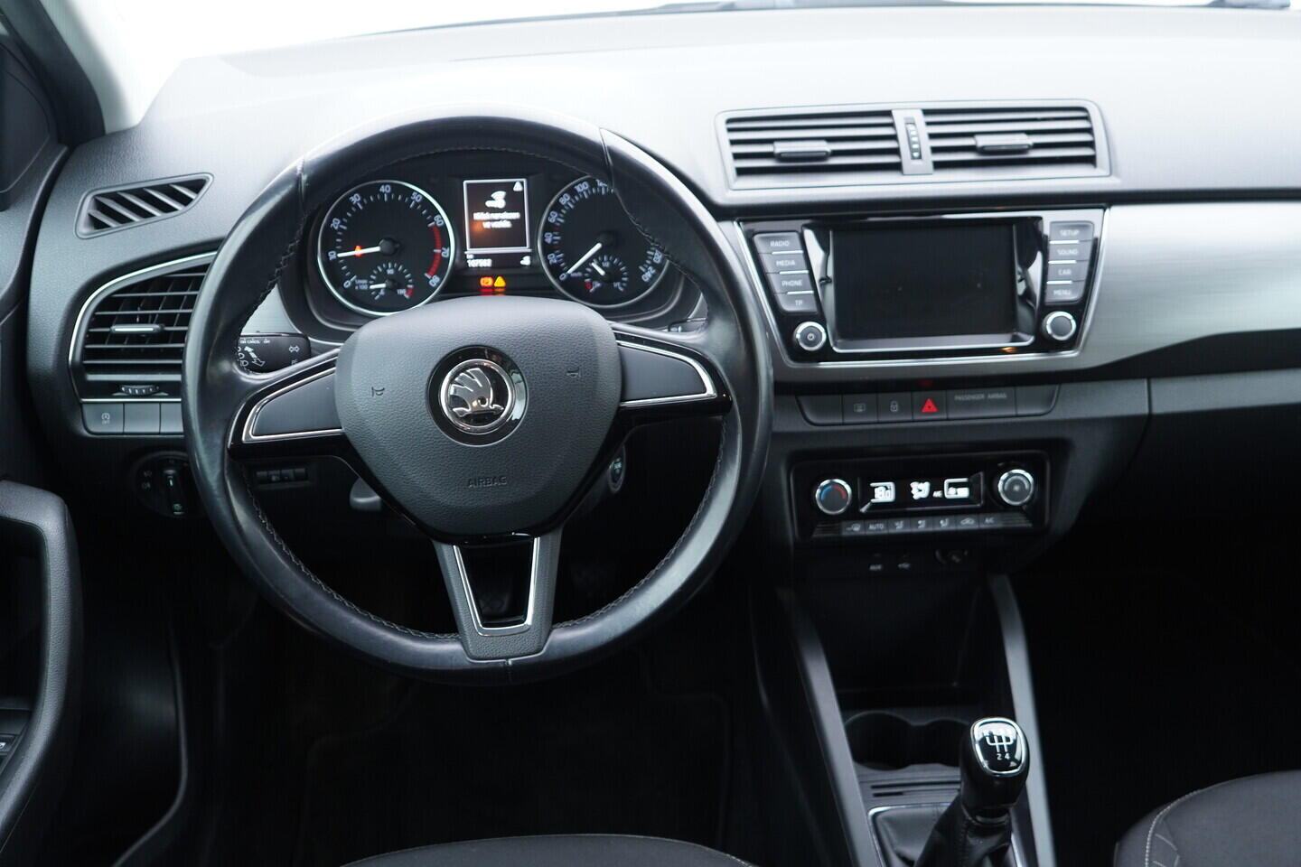 OV190V10793_25.webp_FABIA Style 1.0 TSI 70 kW manuál