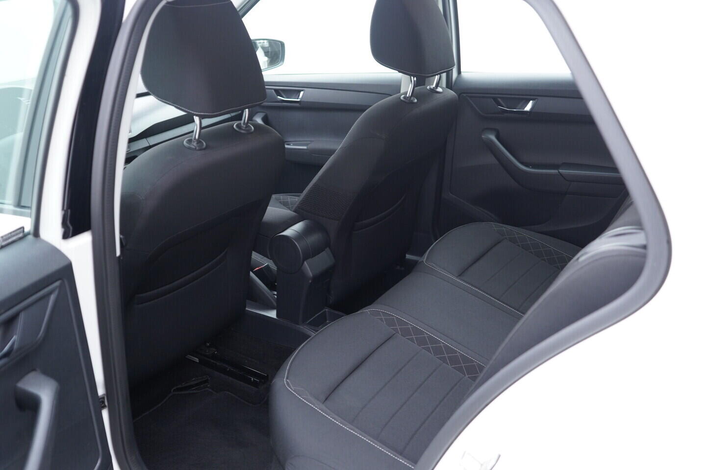 OV190V10793_33.webp_FABIA Style 1.0 TSI 70 kW manuál