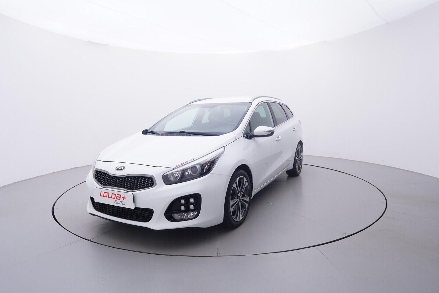 OV190V10794_10.webp_CEED GT-line 1.6 CRDi 100 kW automat