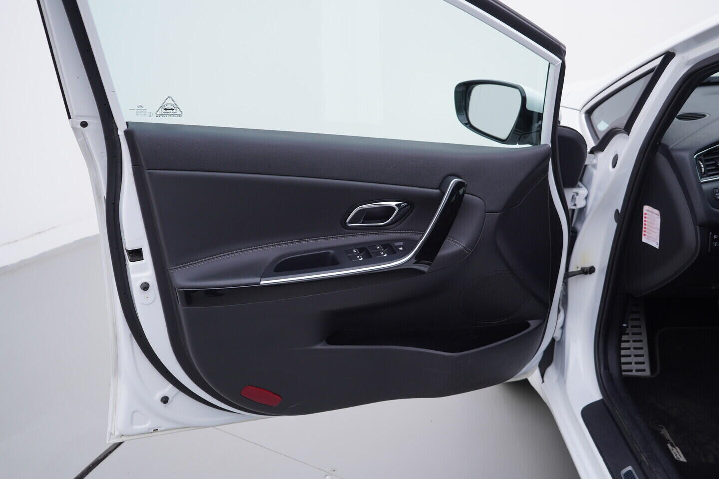 OV190V10794_19.webp_CEED GT-line 1.6 CRDi 100 kW automat