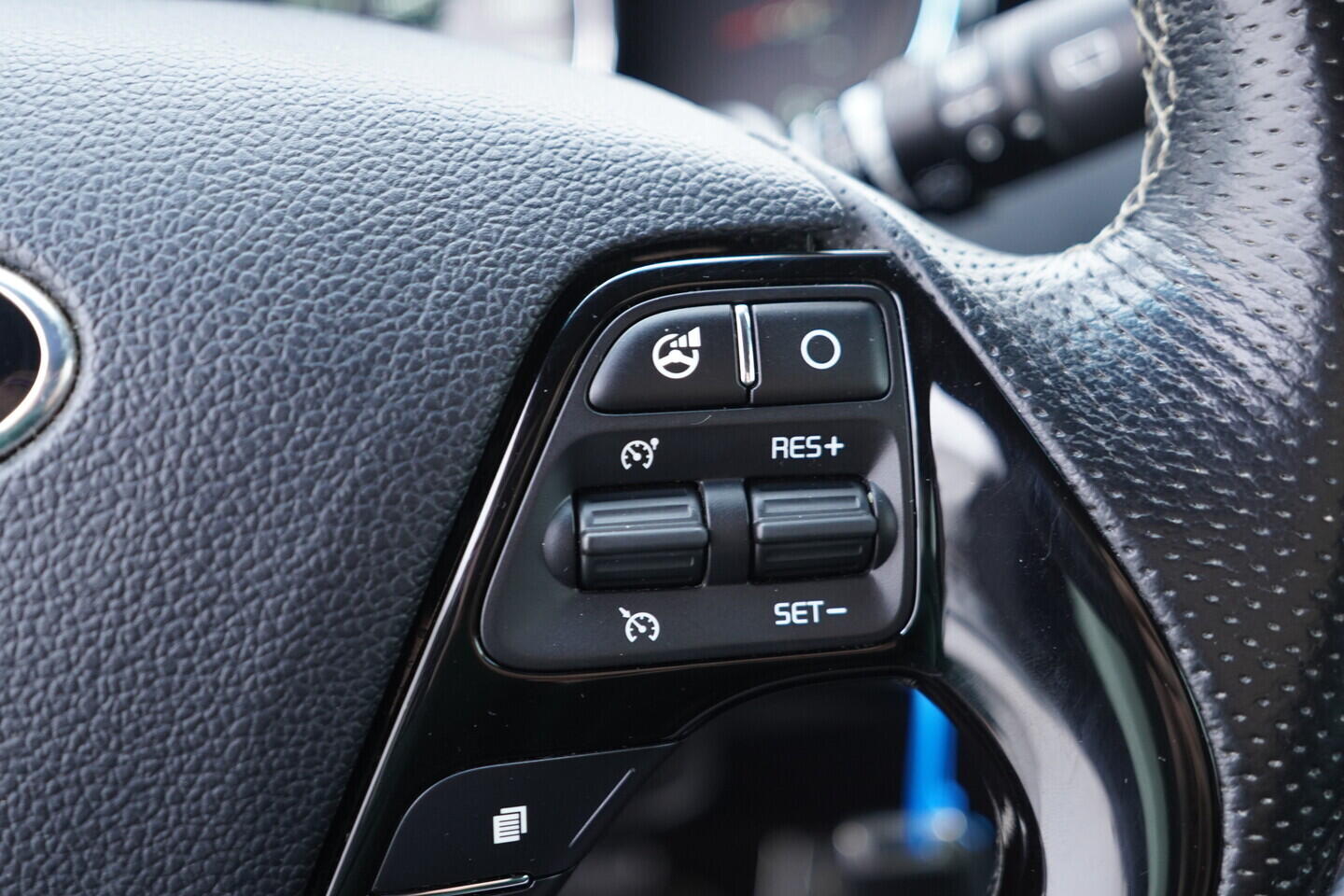 OV190V10794_26.webp_CEED GT-line 1.6 CRDi 100 kW automat