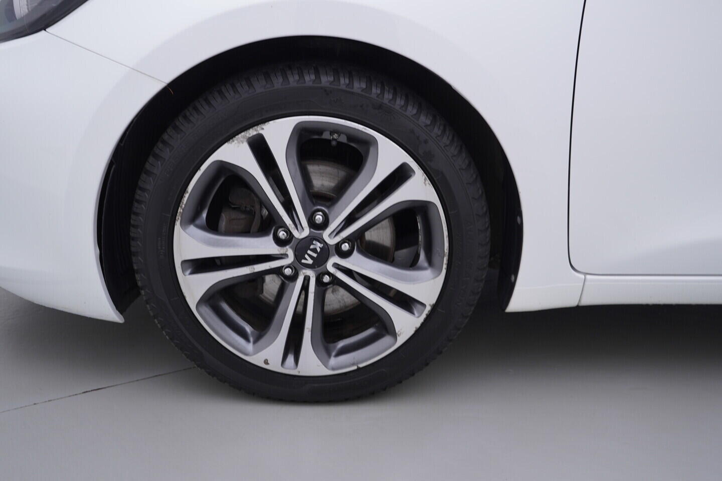 OV190V10794_41.webp_CEED GT-line 1.6 CRDi 100 kW automat