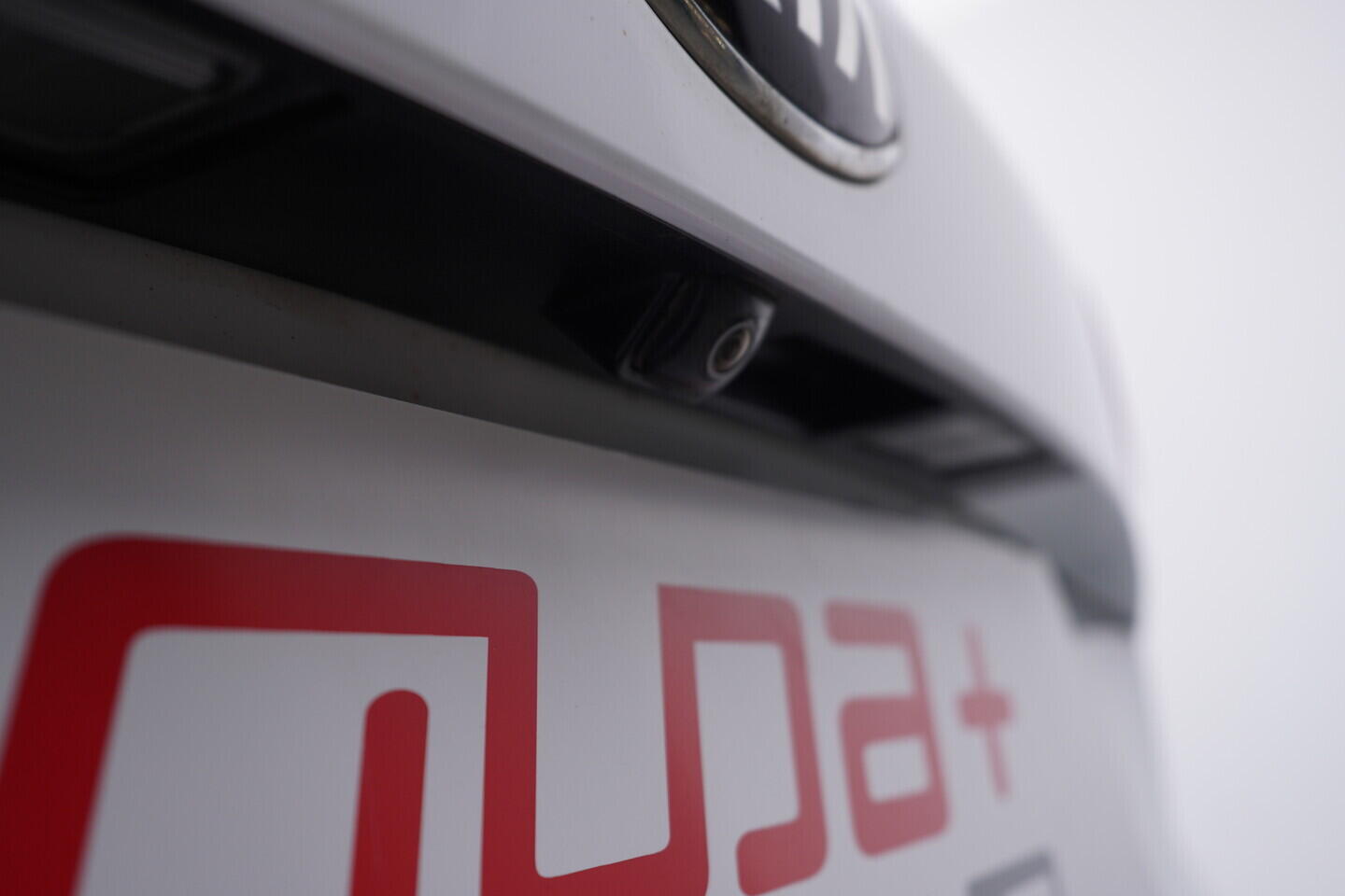 OV190V10794_42.webp_CEED GT-line 1.6 CRDi 100 kW automat