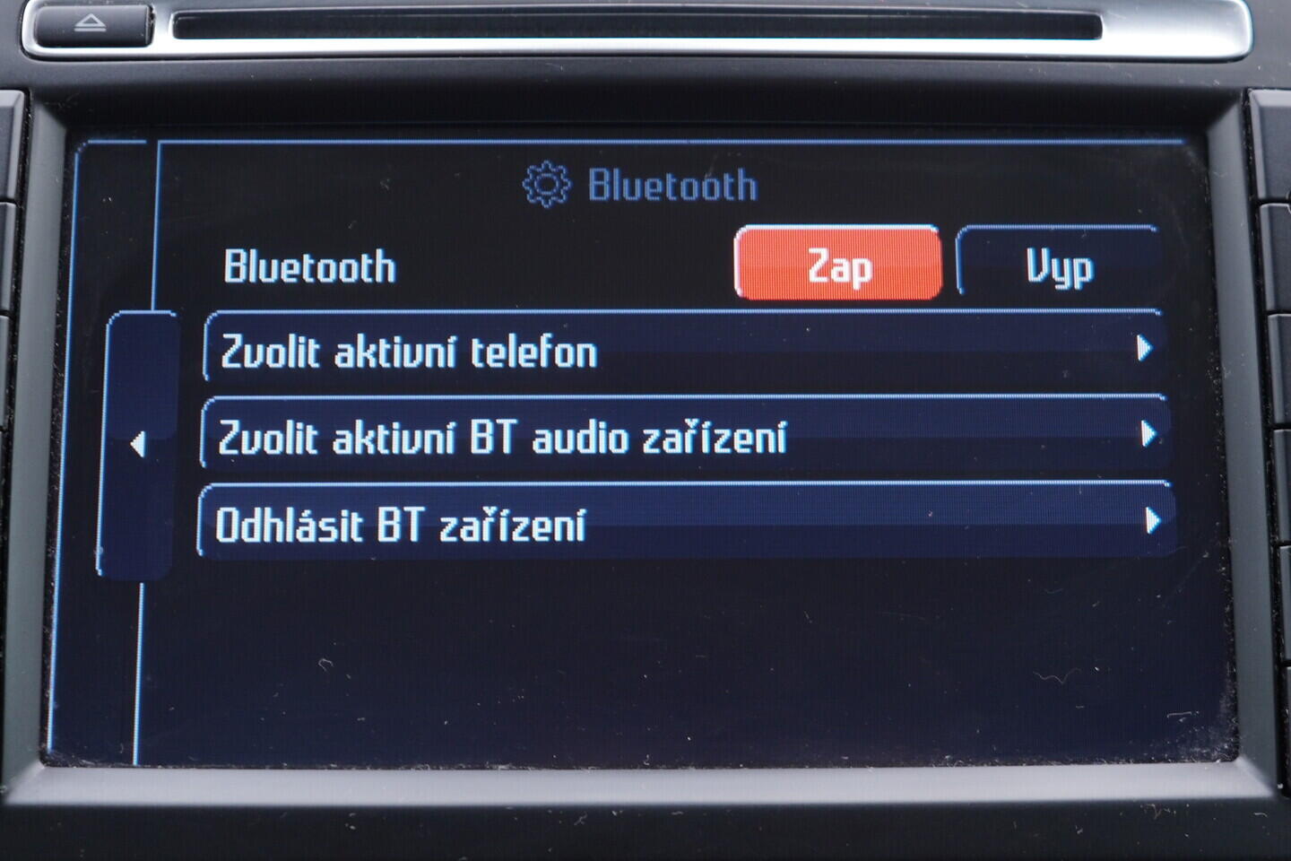 OV190V10795_30.webp_MONDEO  2.0 Tdci 103 kW manuál