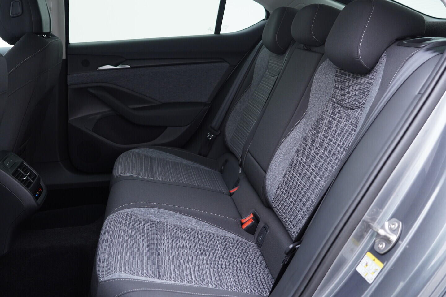 OV190V10798_36.webp_SUPERB Selection 2.0 TDI 110 kW automat, DPH