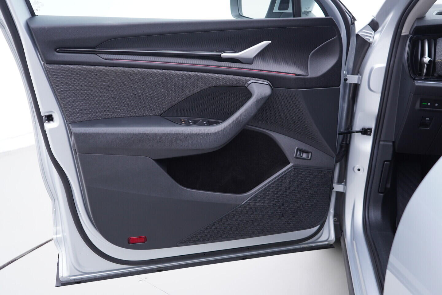 OV190V10799_19.webp_KODIAQ Selection 2.0 TDI 142 kW automat, DPH