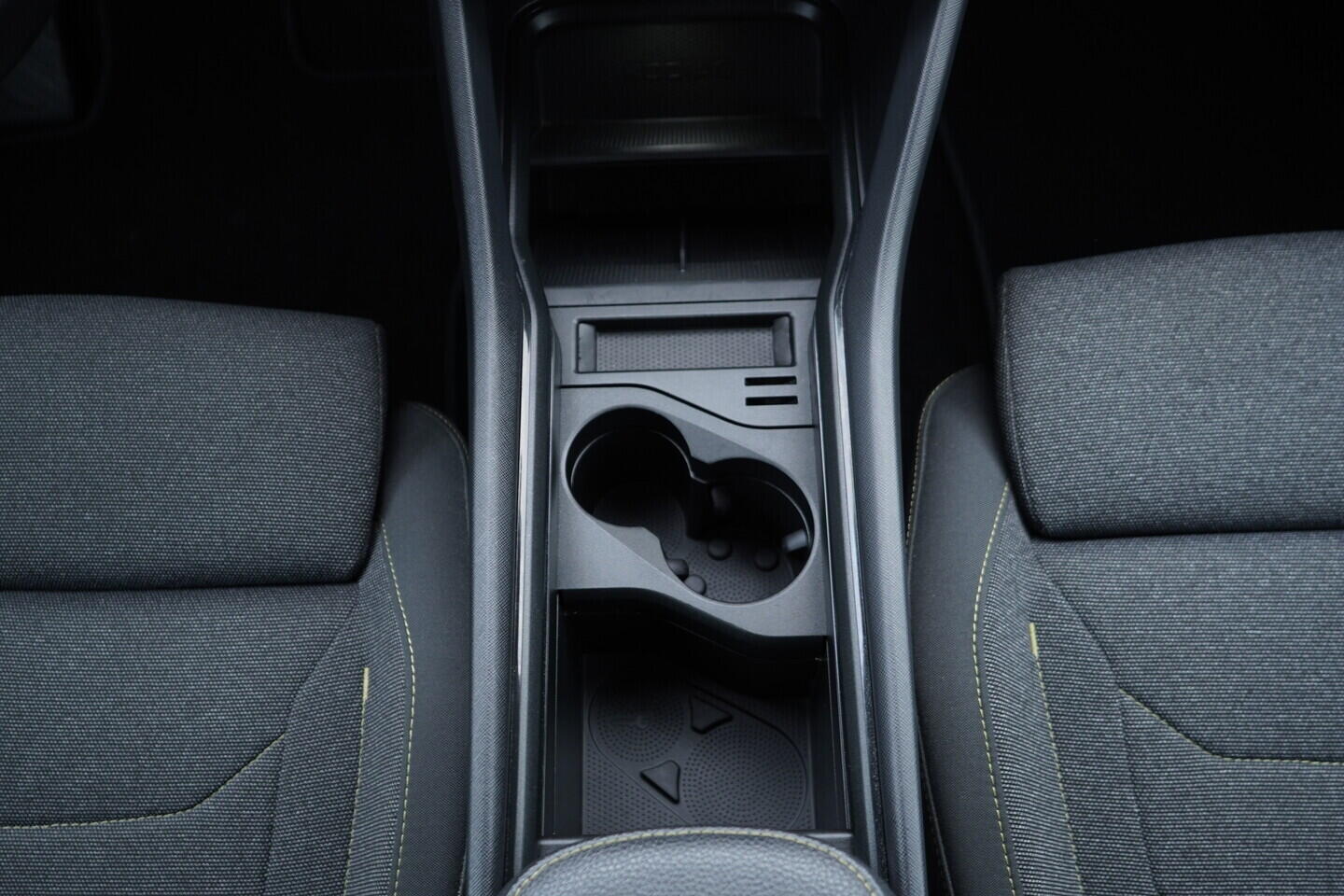 OV190V10799_38.webp_KODIAQ Selection 2.0 TDI 142 kW automat, DPH