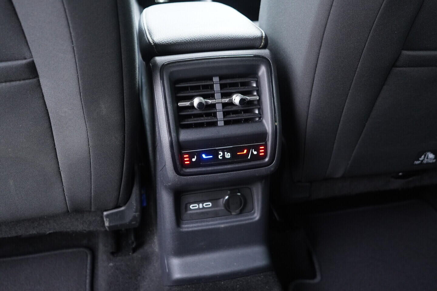 OV190V10799_40.webp_KODIAQ Selection 2.0 TDI 142 kW automat, DPH