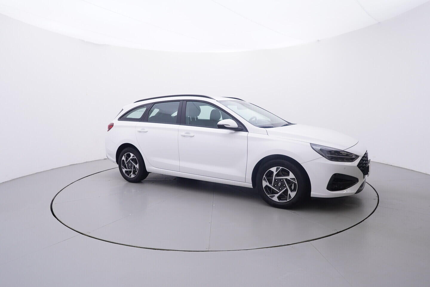 OV190V10802_16.webp_I30 Smart 1.0  74 kW automat, DPH