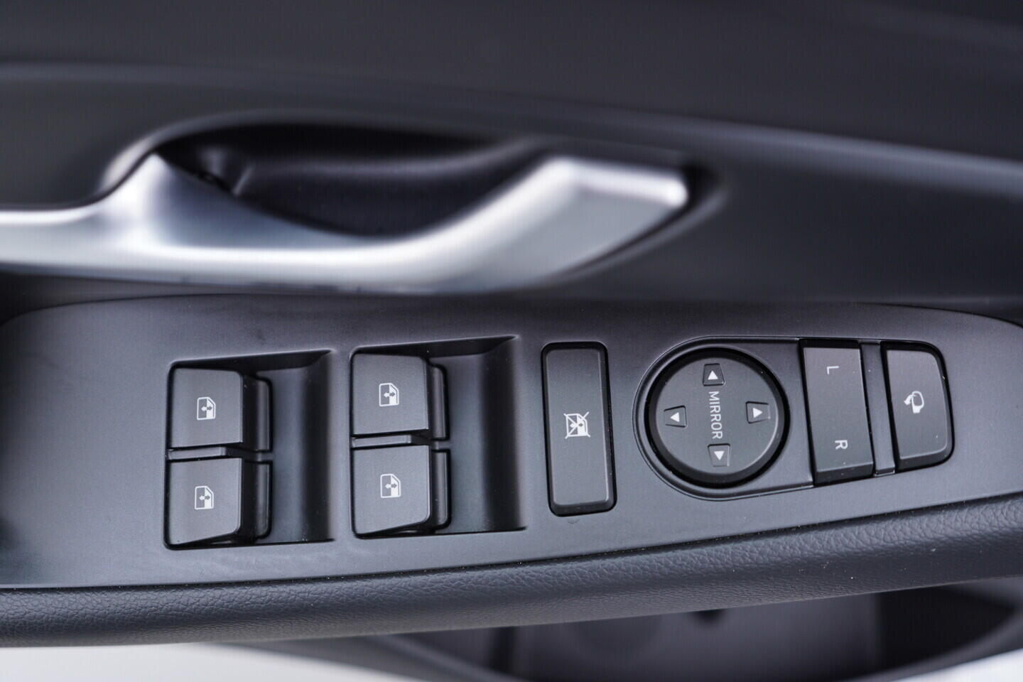 OV190V10802_20.webp_I30 Smart 1.0  74 kW automat, DPH