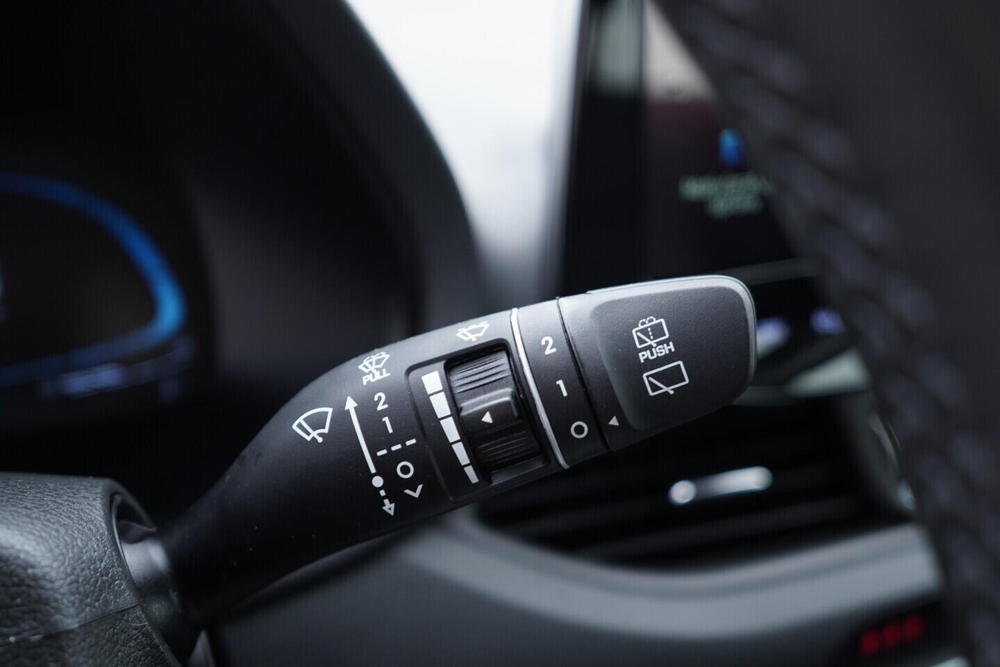 OV190V10802_24.webp_I30 Smart 1.0  74 kW automat, DPH