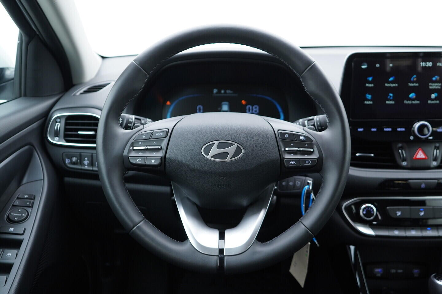 OV190V10802_26.webp_I30 Smart 1.0  74 kW automat, DPH