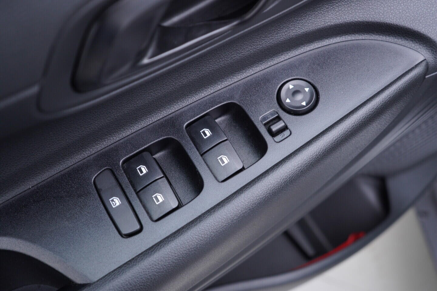 OV190V10803_20.webp_BAYON GO! 1.2  58 kW manuál, DPH