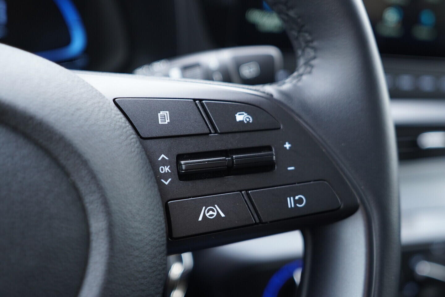 OV190V10803_27.webp_BAYON GO! 1.2  58 kW manuál, DPH