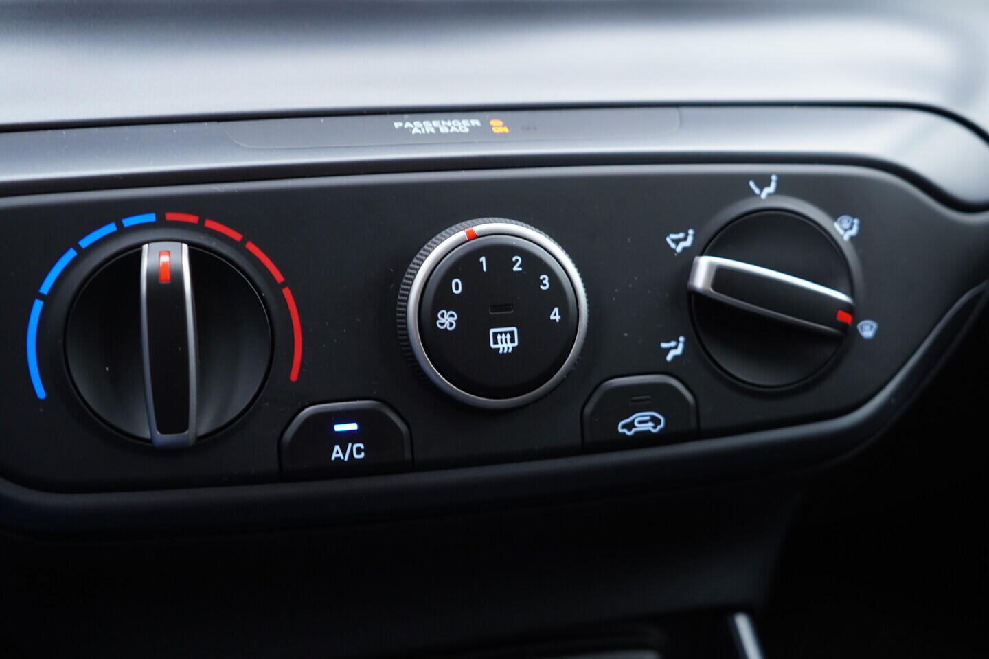 OV190V10803_32.webp_BAYON GO! 1.2  58 kW manuál, DPH