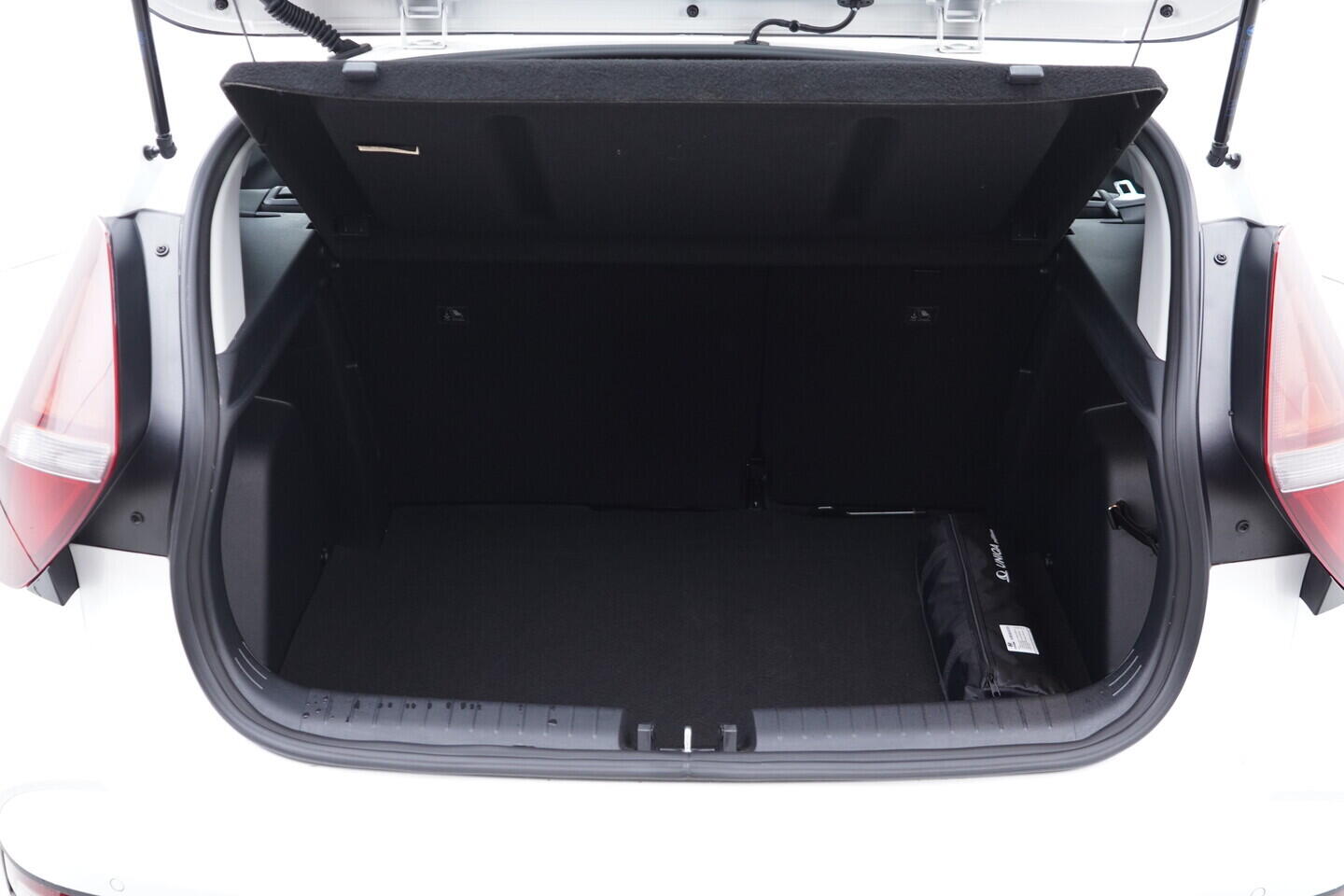 OV190V10803_36.webp_BAYON GO! 1.2  58 kW manuál, DPH