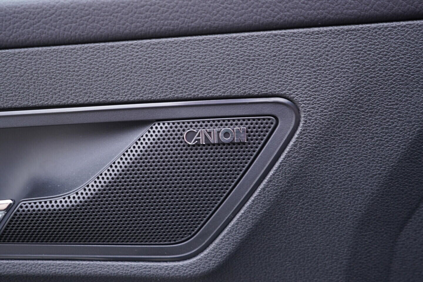 OV190V10806_22.webp_KAROQ SportLine 1.5 TSI 110 kW automat, DPH