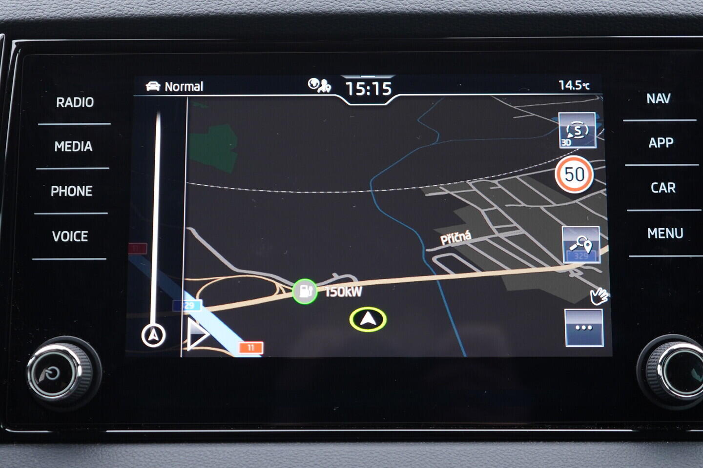 OV190V10806_34.webp_KAROQ SportLine 1.5 TSI 110 kW automat, DPH