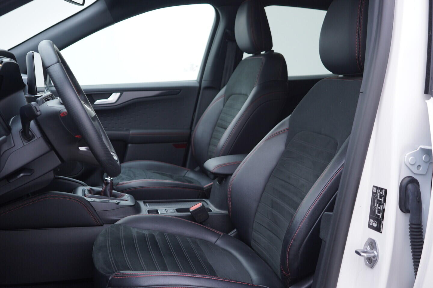 OV190V10808_22.webp_KUGA  1.5  110 kW manuál