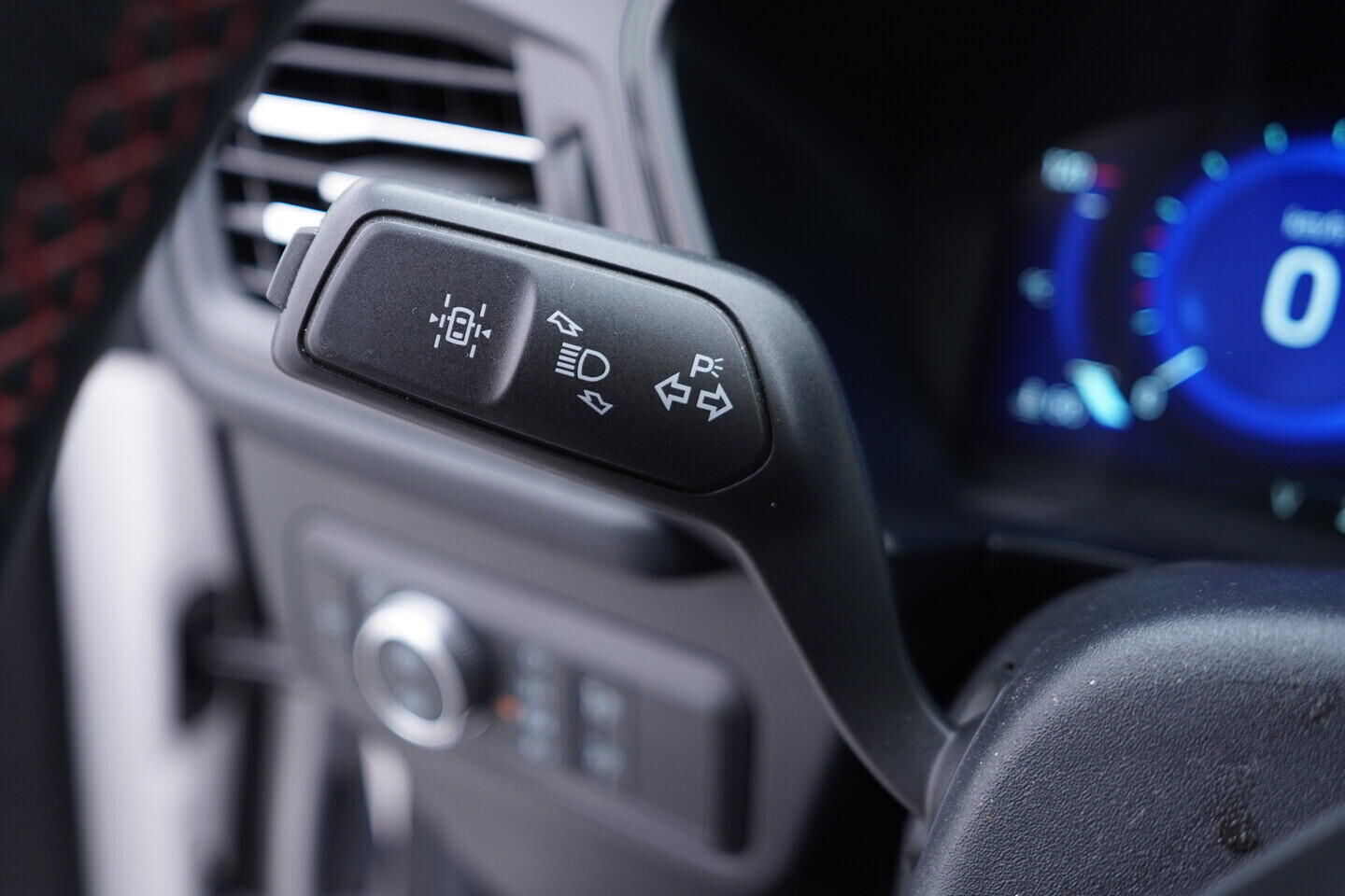 OV190V10808_23.webp_KUGA  1.5  110 kW manuál