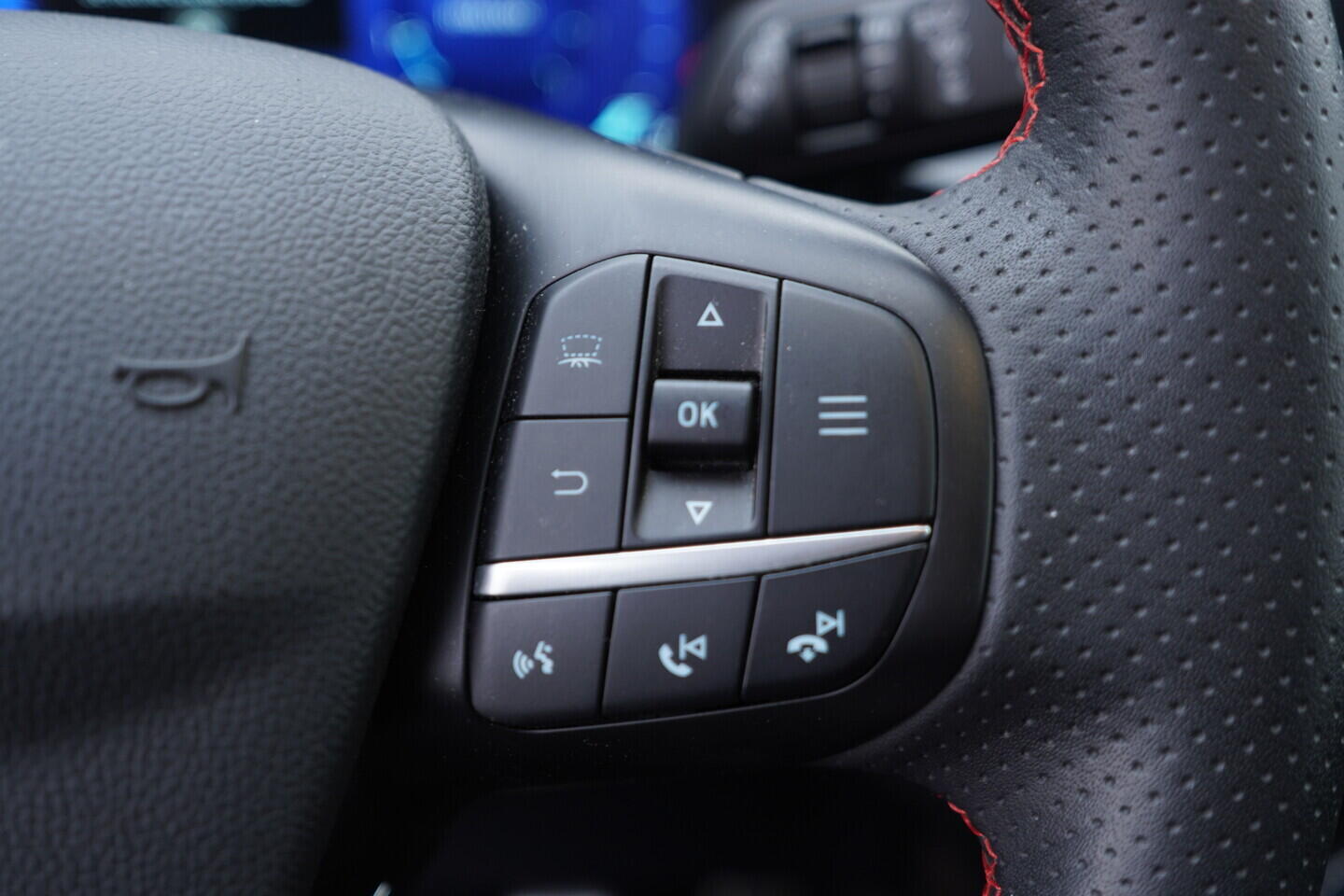 OV190V10808_26.webp_KUGA  1.5  110 kW manuál