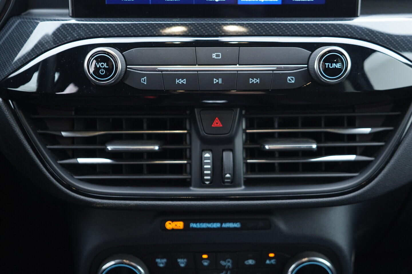 OV190V10808_33.webp_KUGA  1.5  110 kW manuál