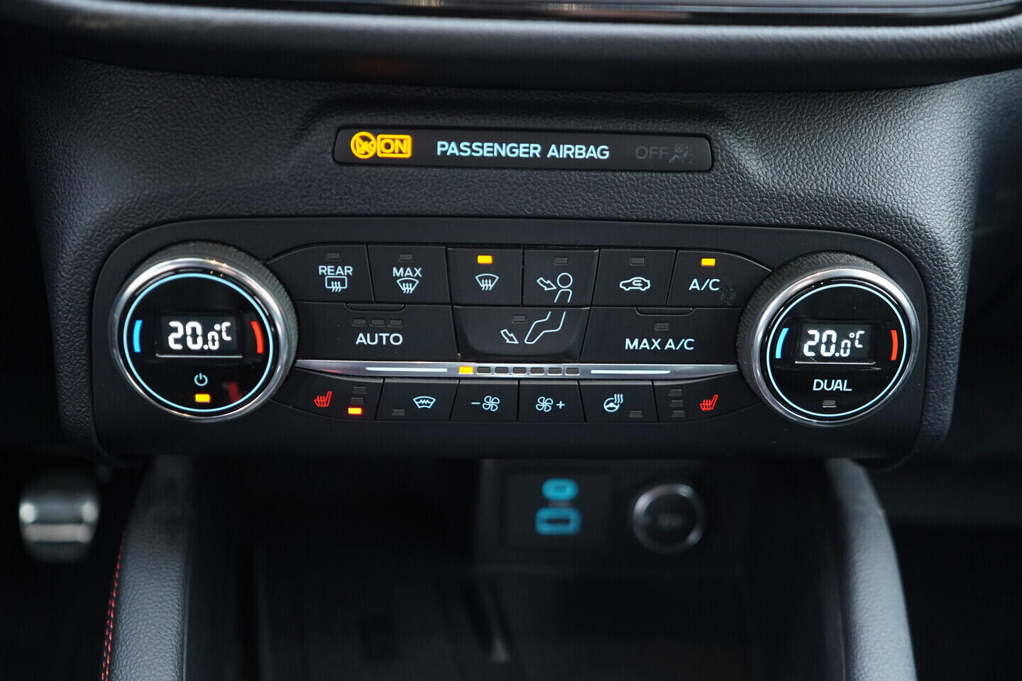 OV190V10808_34.webp_KUGA  1.5  110 kW manuál