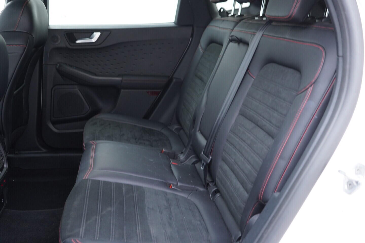 OV190V10808_38.webp_KUGA  1.5  110 kW manuál