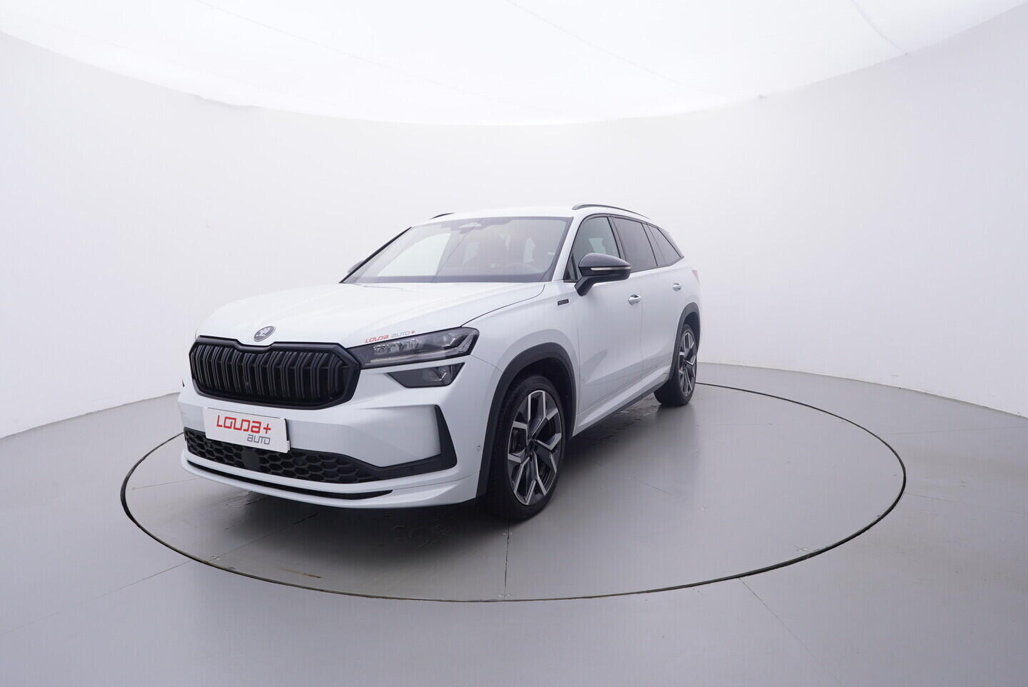 OV190V10810_10.webp_KODIAQ SportLine 2.0 TDI 142 kW automat, DPH
