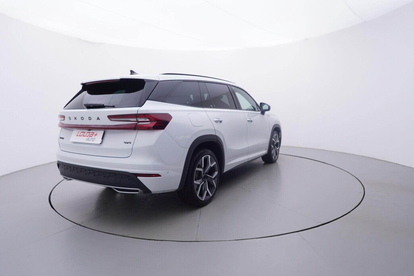 OV190V10810_14.webp_KODIAQ SportLine 2.0 TDI 142 kW automat, DPH