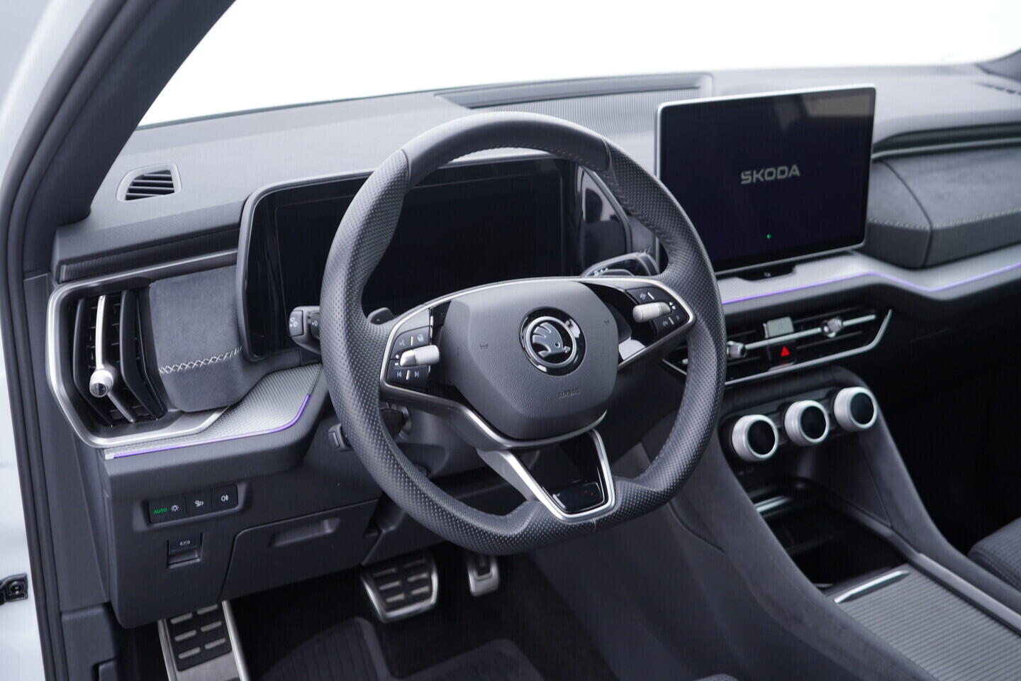 OV190V10810_23.webp_KODIAQ SportLine 2.0 TDI 142 kW automat, DPH