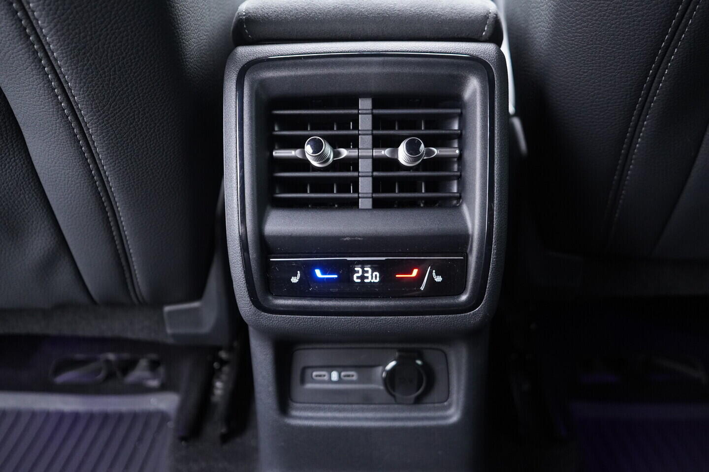 OV190V10810_38.webp_KODIAQ SportLine 2.0 TDI 142 kW automat, DPH