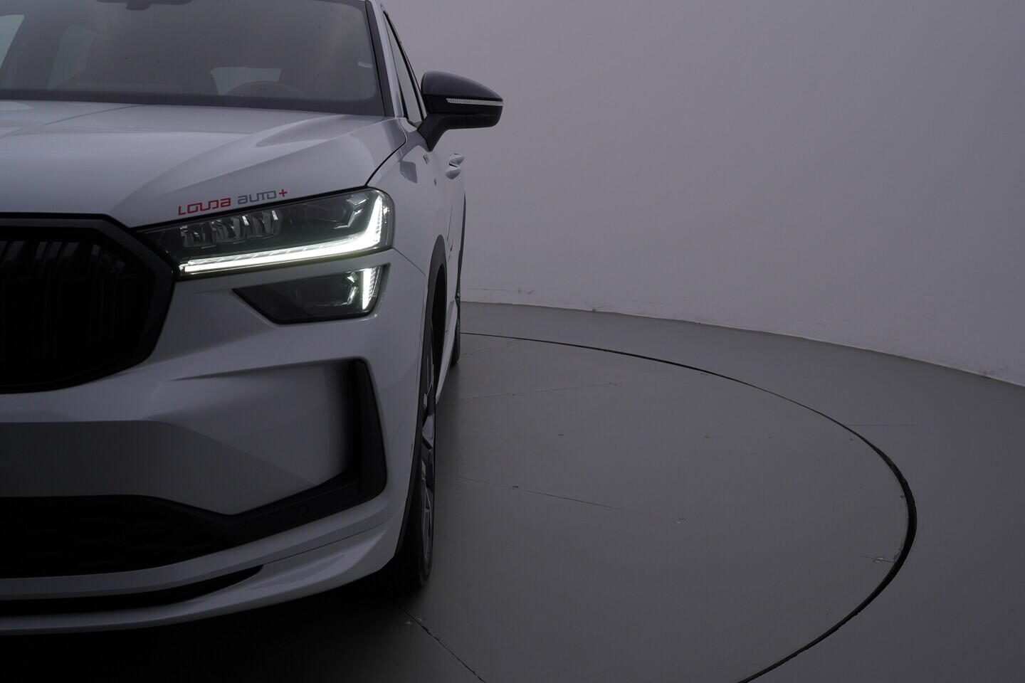 OV190V10810_51.webp_KODIAQ SportLine 2.0 TDI 142 kW automat, DPH