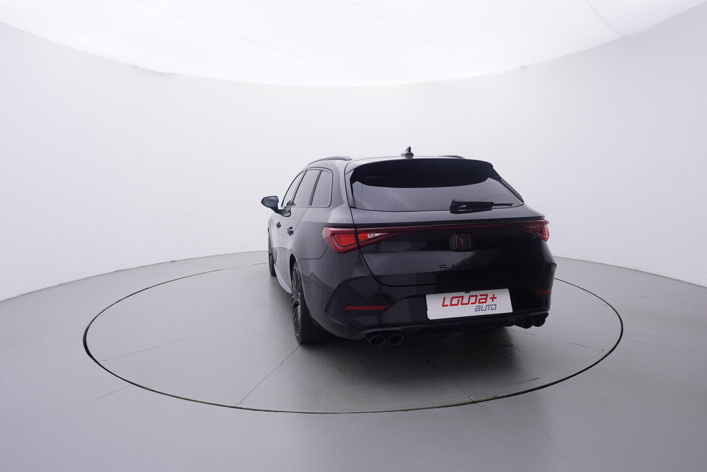 OV190V10811_13.webp_LEON SP 2.0 TSI 228 kW automat