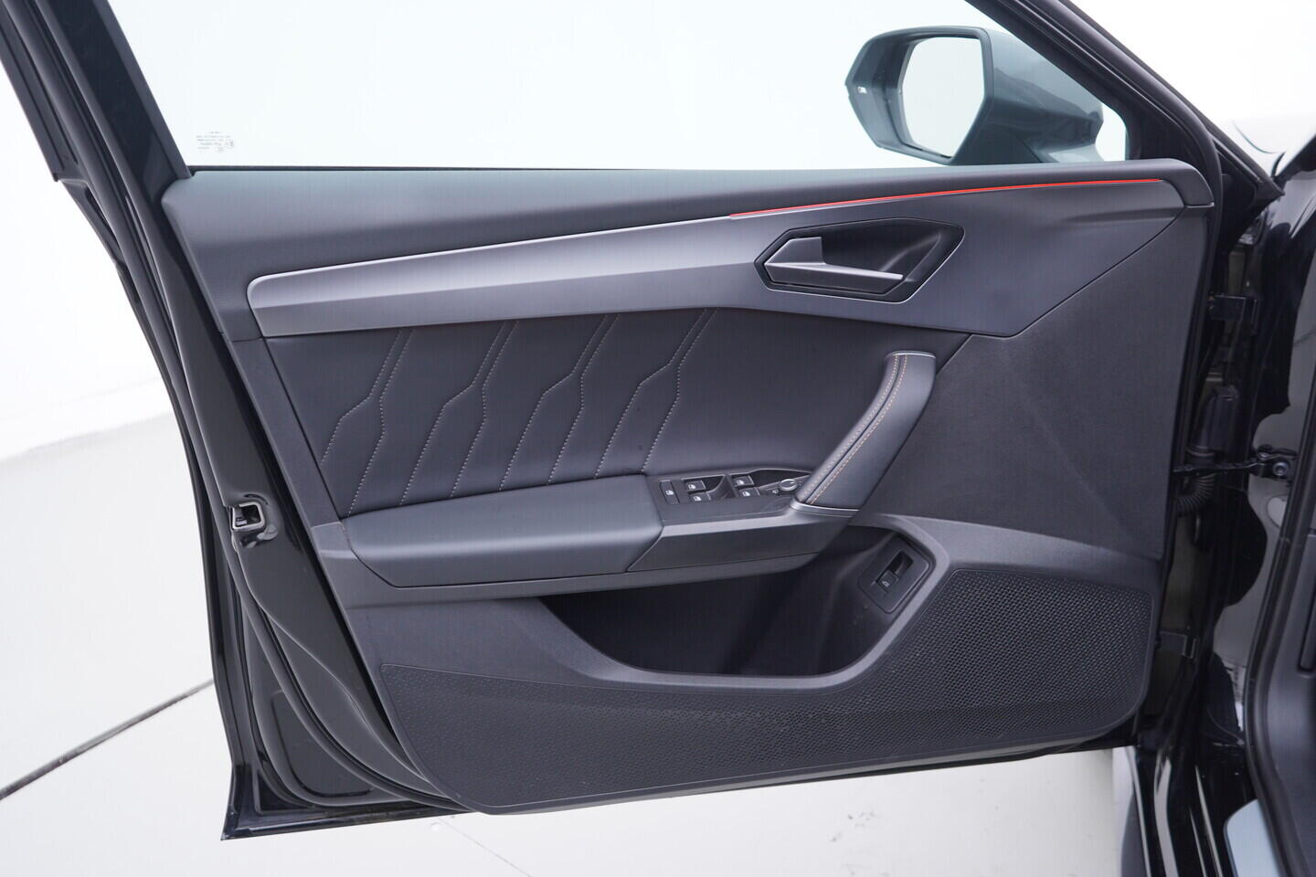 OV190V10811_19.webp_LEON SP 2.0 TSI 228 kW automat