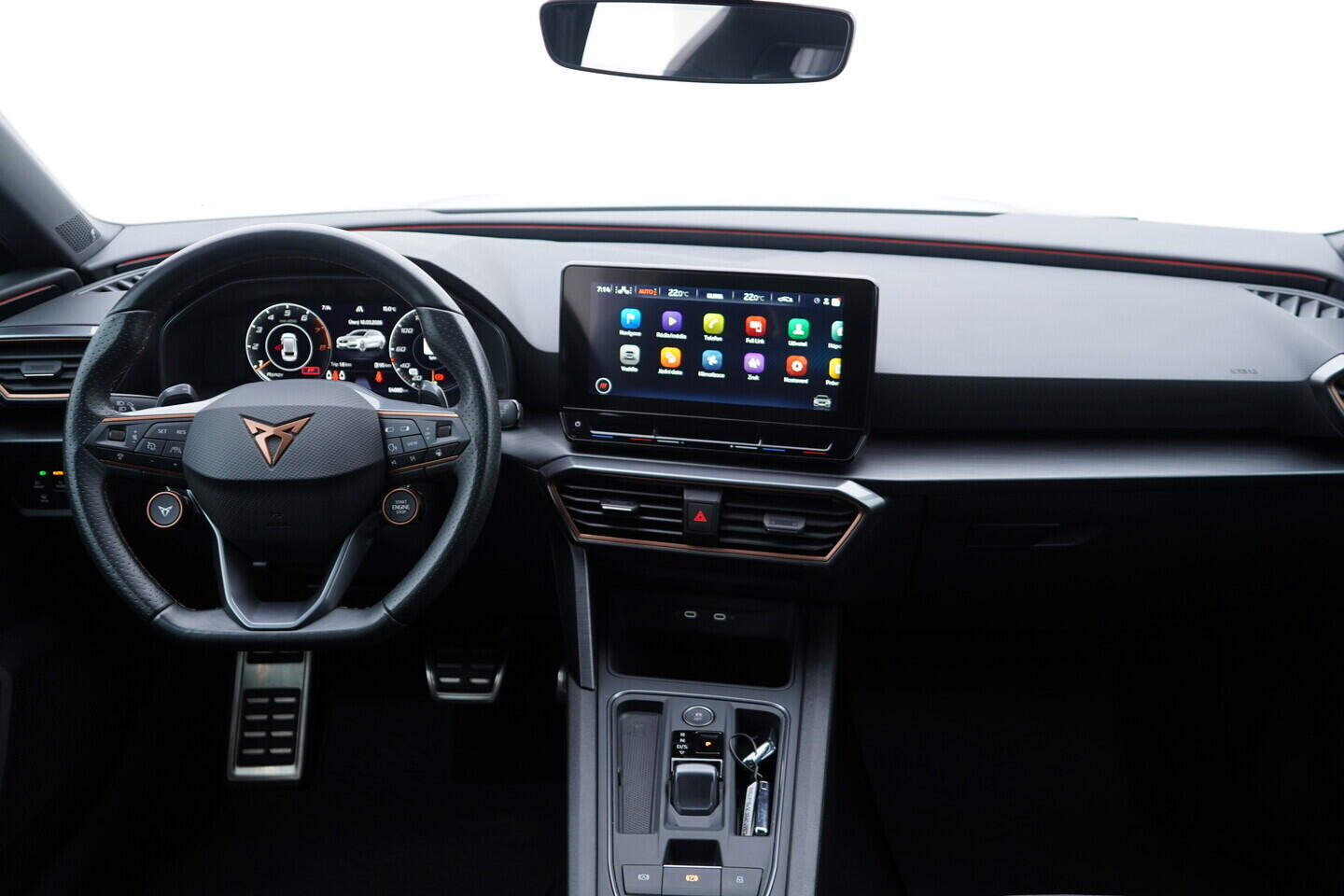 OV190V10811_27.webp_LEON SP 2.0 TSI 228 kW automat