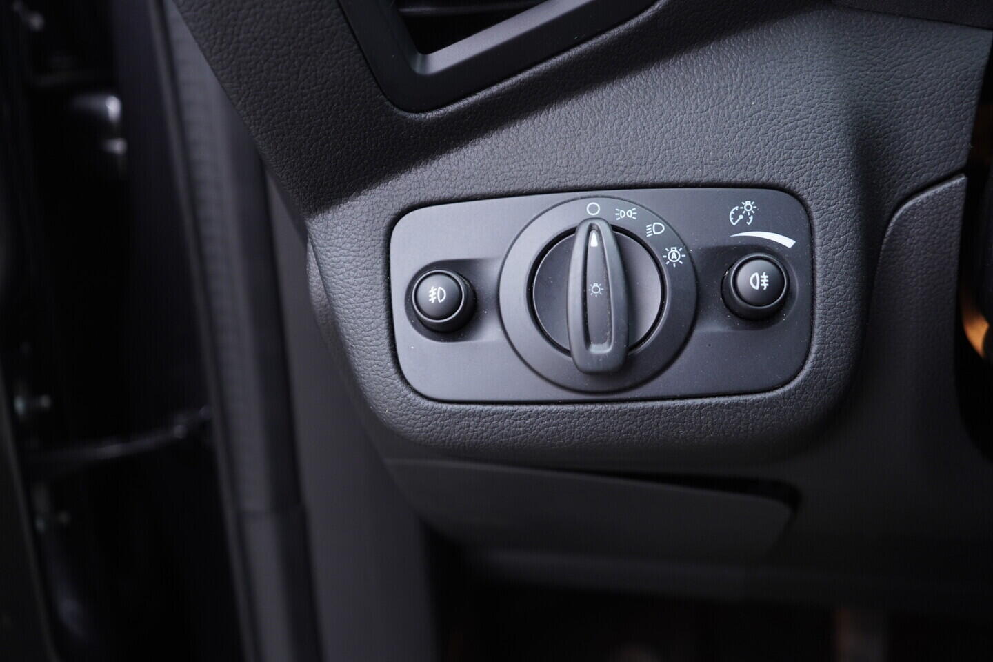 OV190V10812_29.webp_KUGA ST-Line 1.5  110 kW manuál