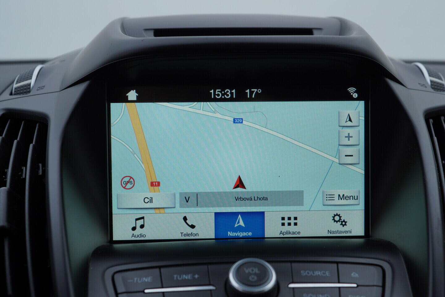 OV190V10812_34.webp_KUGA ST-Line 1.5  110 kW manuál